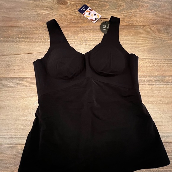 Black Women's Intimate Top - Picture 1 of 2